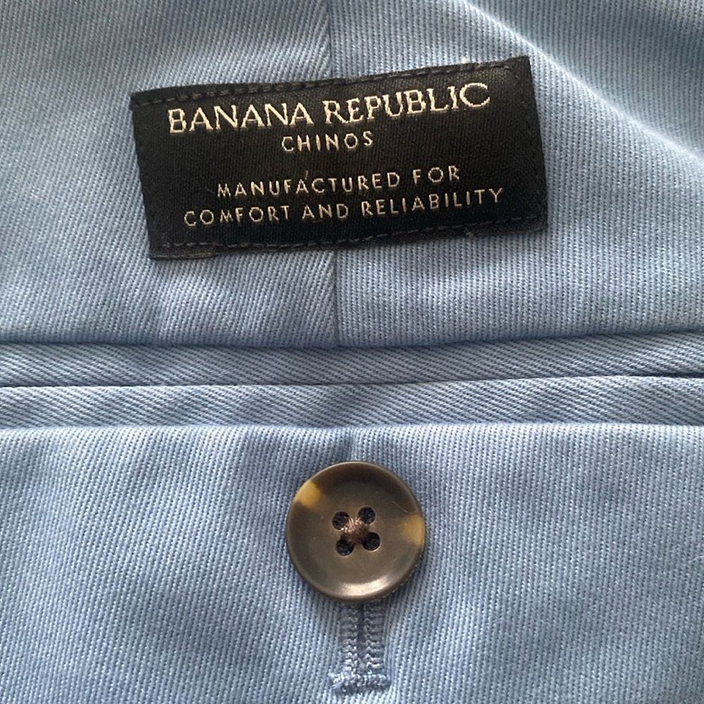 Banana Republic Tapered Fit Chino Pants EUC Size 32 X 32 Coastal Blue Flat Front - Picture 6 of 6